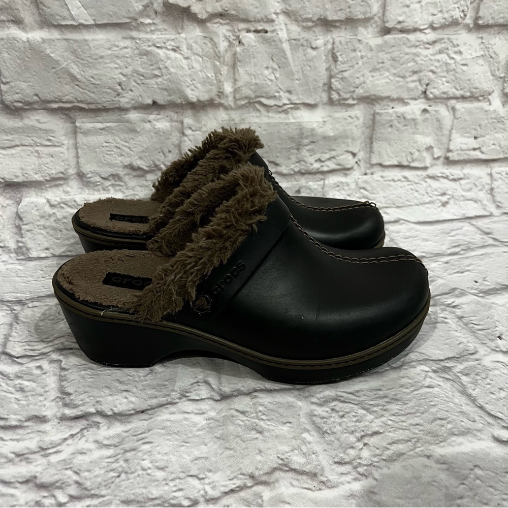 Crocs Cobbler Eva Women's Size 8 Brown Faux Fur Lined Clogs Mules Shoes 11552